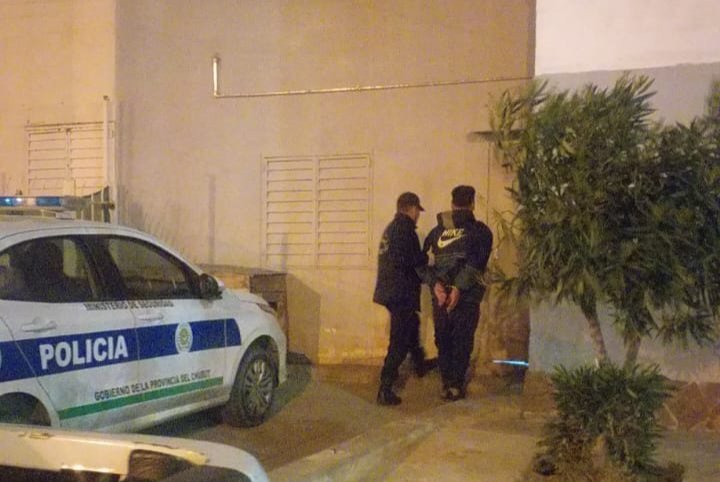 Debía cumplir con prisión diurna en la Alcaidía, no lo hacía y lo atraparon por la Avenida Chile