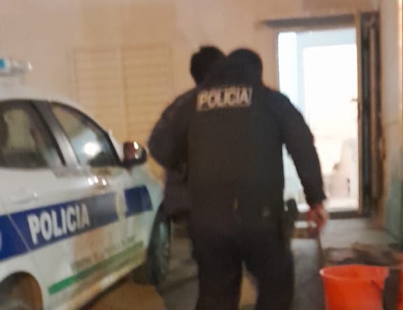 Andaba en una moto robada y tras una persecución lograron atraparlo