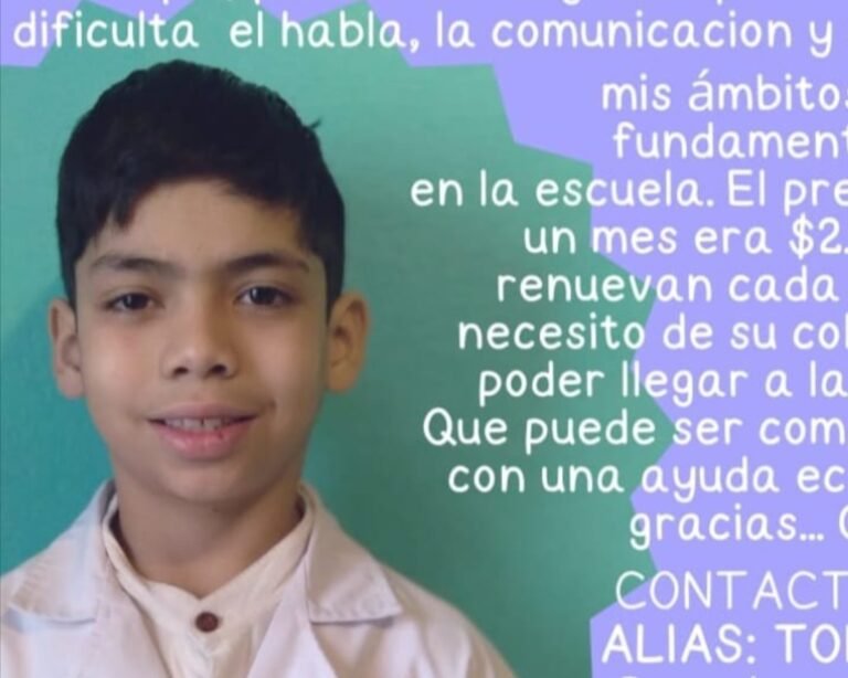 Piden ayuda para Camilo, un niño que necesita comprar con urgencia un audífono