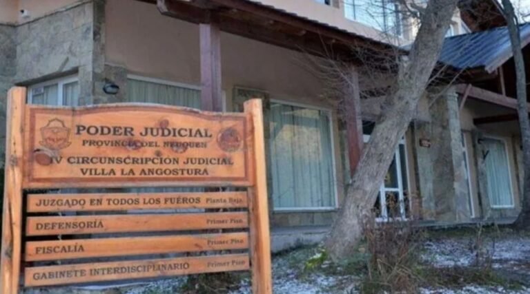 Aberrante: un trabajador municipal denunció a compañeros por violación y discriminación