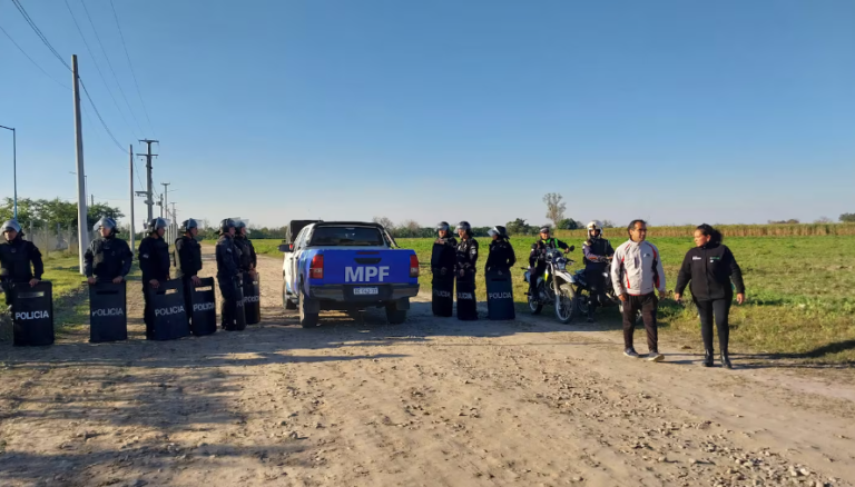 Un niño de 9 años jugaba con sus amigos, fue atacado por una jauría y murió
