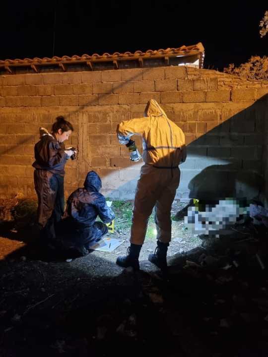 Encontraron una persona sin vida en la vía pública