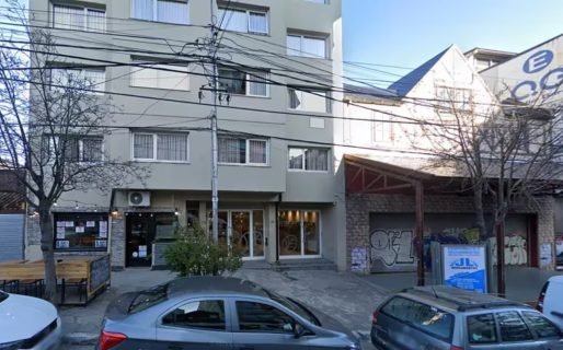 La dolorosa despedida del colegio al estudiante que murió tras caer de un sexto piso en Bariloche