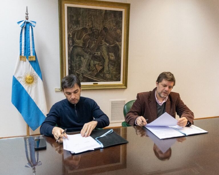Tras un acuerdo con Nación, Chubut absorberá la financiación de más de 200 viviendas de la provincia
