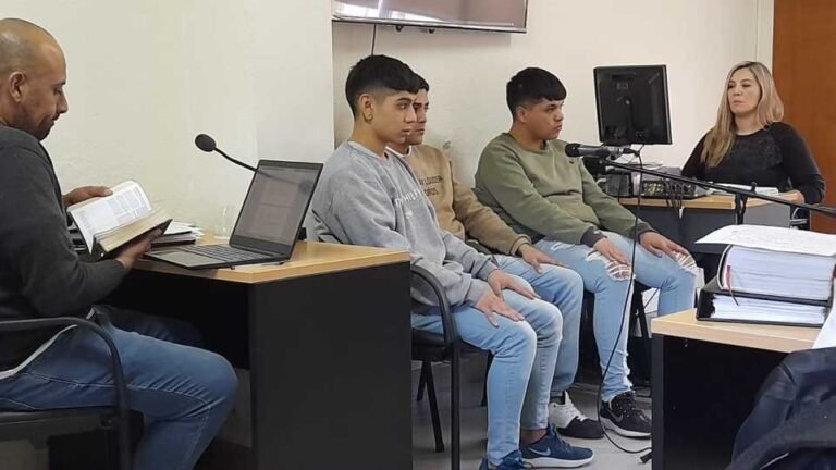 Seguirán detenidos los tres sujetos que secuestraron y robaron a un hombre en Km8