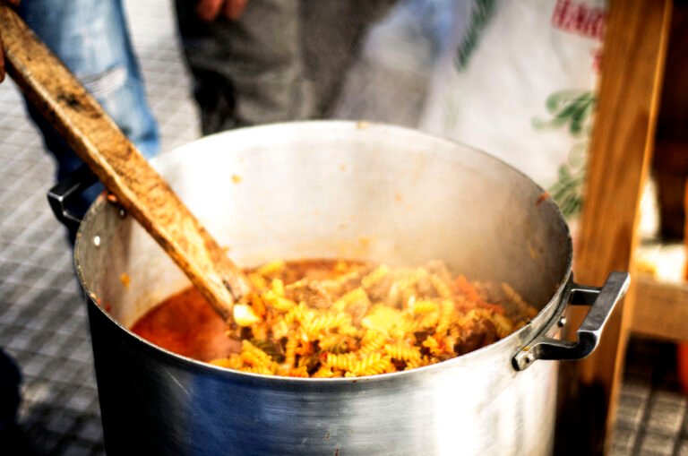 Por falta de insumos, cancelaron la olla popular de este domingo