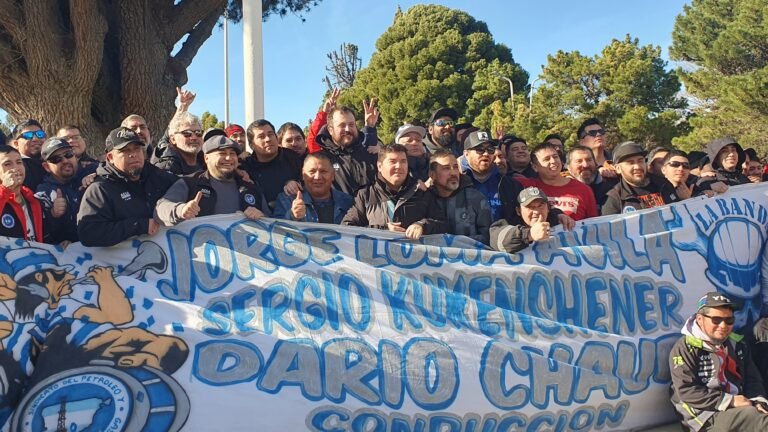 Tras un acuerdo se levanta el paro en YPF