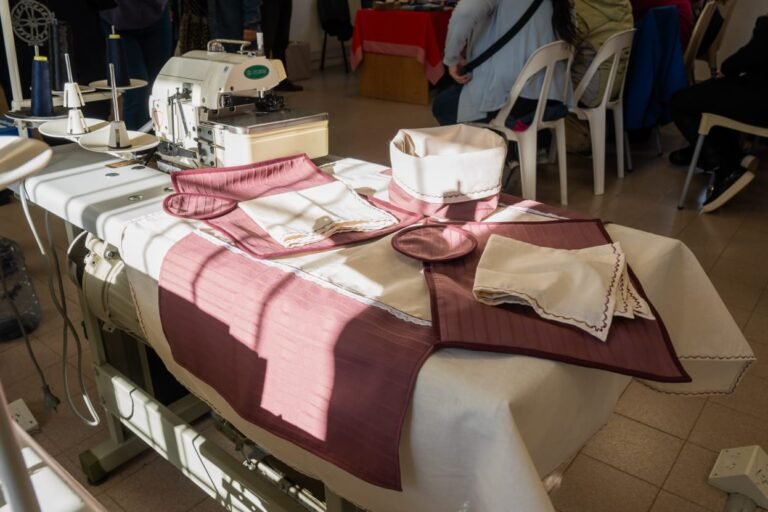 El Centro de Promoción Laboral culminó cuatro capacitaciones textiles