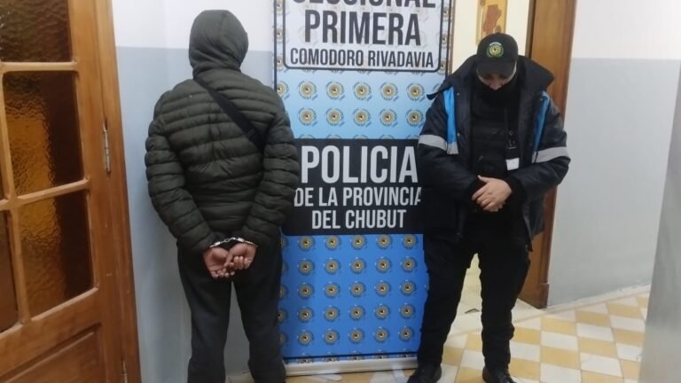 Lo buscaban en Salta por cometer un robo y lo detuvieron en la Terminal de Ómnibus 