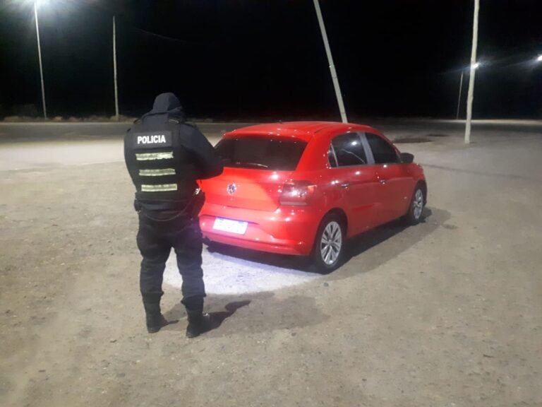 Lo pararon en la Ruta 3 y la documentación del auto estaba adulterada