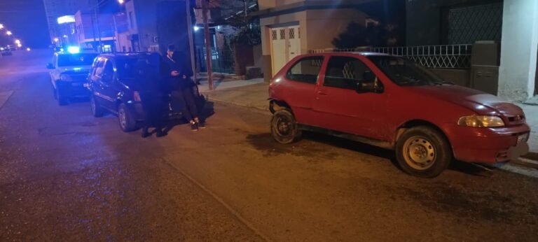 Un sujeto fue demorado por conducir en estado de ebriedad y chocar otro vehículo 