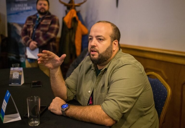 Carrasco: “Le reclamamos a Aerolíneas que cumpla con la premisa de mantener el federalismo”