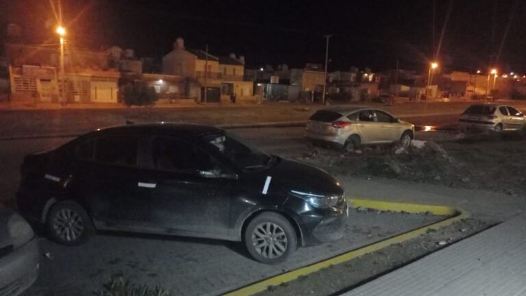 Conducía borracho, haciendo maniobras peligrosas y causando disturbios en la vía pública 