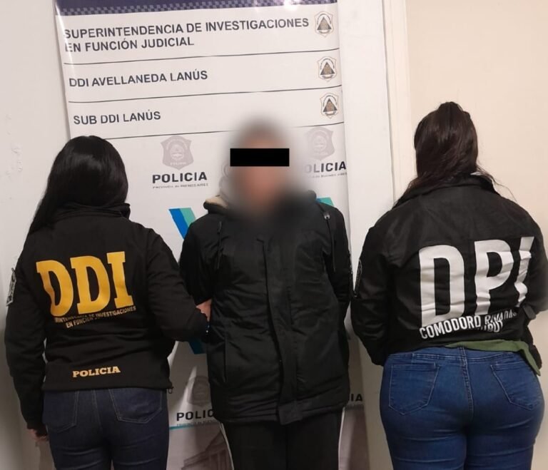 Detuvieron a una mujer en Buenos Aires y le secuestraron documentación relacionada con estafas en Comodoro