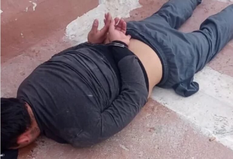 Amenazó y agredió a su pareja con un cuchillo y fue reducido por la policía