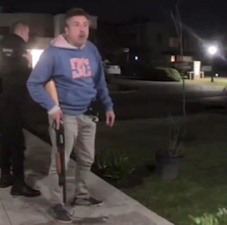 Ring raje: le tocaron el timbre y salió a buscarlos con una escopeta