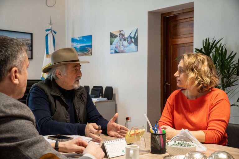 El Municipio y la Defensoría del Pueblo coordinan acciones ante la suba de los servicios