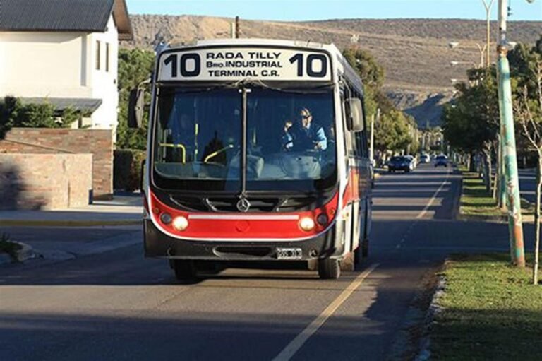 Expreso Rada Tilly levantó el paro y los colectivos circulan con normalidad