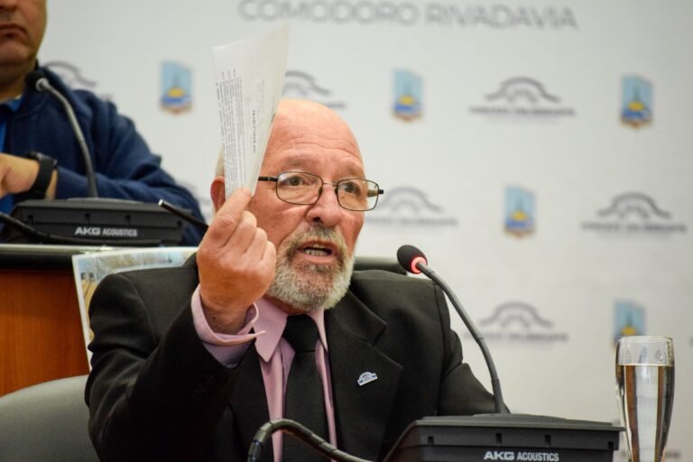 “No voy a aprobar nada del pliego que se está presentando para el transporte público”