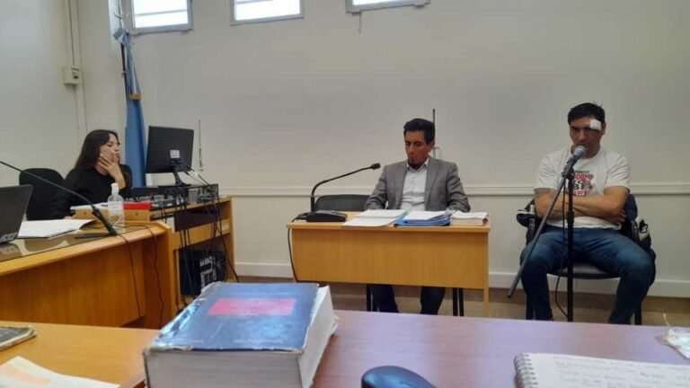 Seguirá en prisión el hombre acusado de dispararle en la nuca a un policía