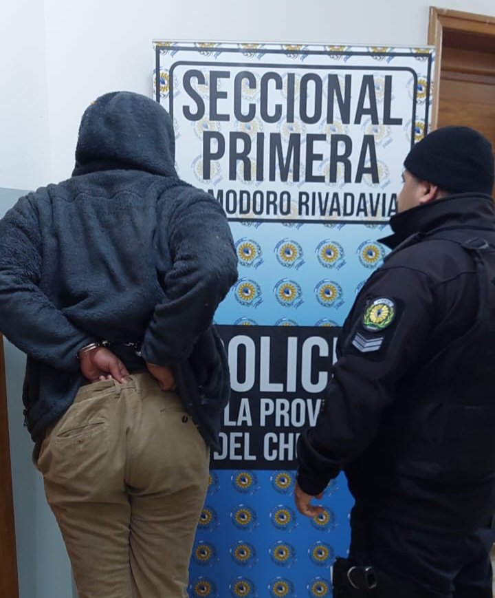 Intentaron robarle en el cajero pero con una golpiza redujo al ladrón
