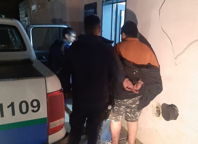 Intentaron robar tres latas de atún con un valor de 18 mil pesos