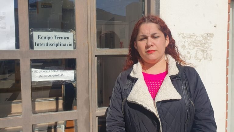 No puede ver a su hijo hace 5 meses por una denuncia falsa: “Lo necesito conmigo”