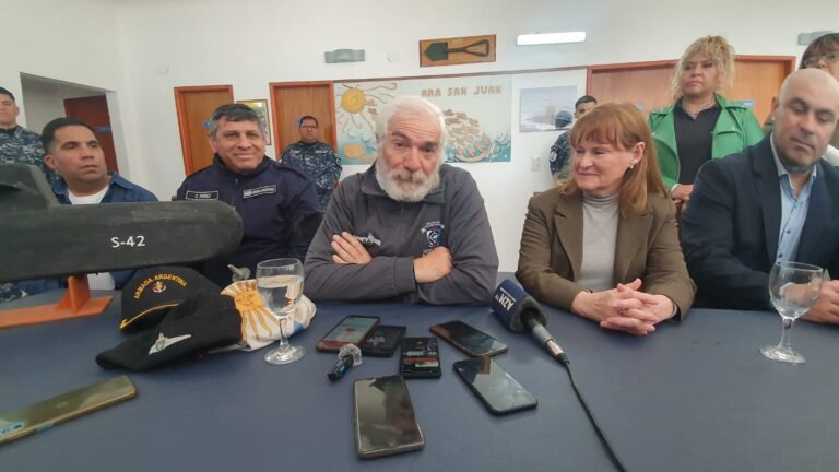 Tres mil kilómetros a pie para homenajear al submarino ARA “San Juan” y a sus 44 tripulantes