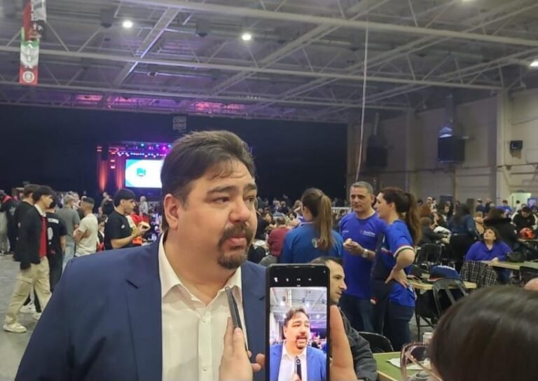 El Gobierno creará la Dirección de Colectividades Extranjeras en Comodoro Rivadavia