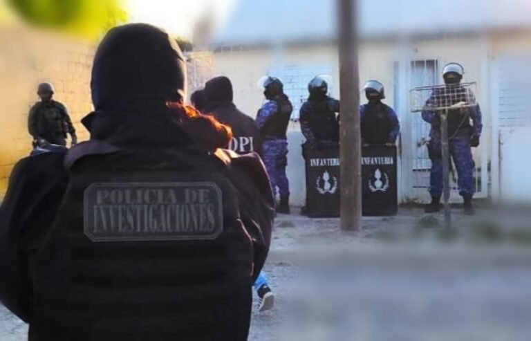 Un menor entró a robar en una quiniela y amenazó a los empleados con un arma