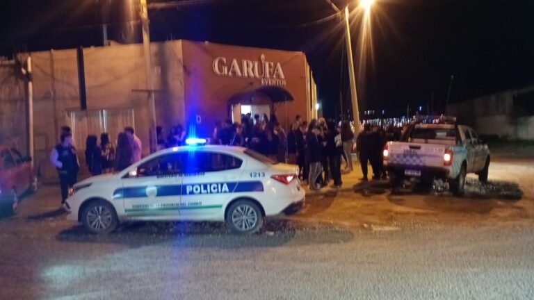 Desactivaron una fiesta clandestina con mas de 40 menores de edad y venta de alcohol