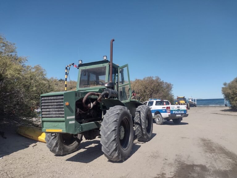 Un trabajador se encuentra grave tras ser aplastado por un tractor de una empresa avistajes 