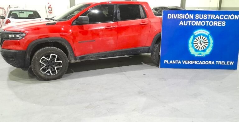 Desarticulan una banda delictiva y recuperan una camioneta robada