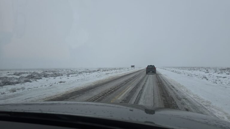 La Ruta 3, entre Comodoro y Garayalde, se encuentra transitable con extrema precaución 