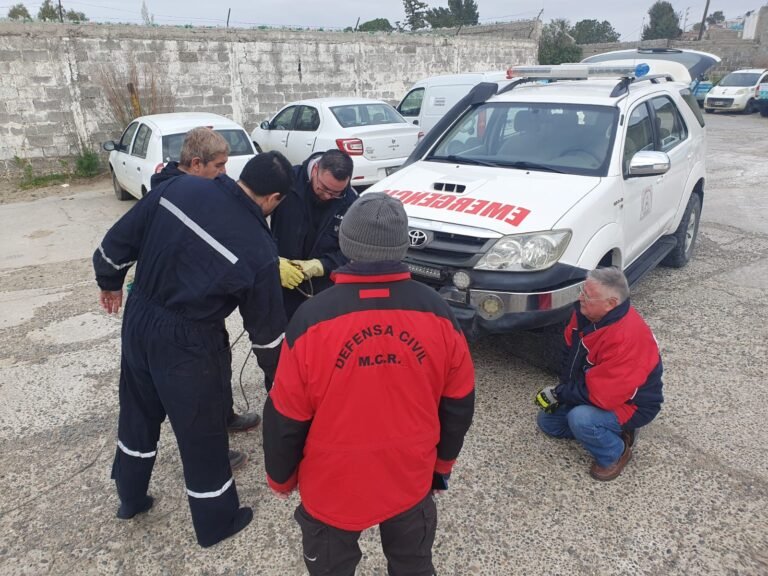 Personal de Defensa Civil se capacitó en manejo de vehículos 4×4