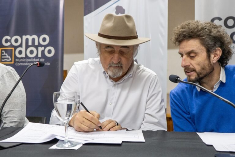 Licitaron obras de gas que beneficiarán a más de 90 familias de zona norte y sur