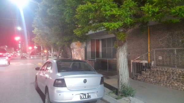 Golpeó a su pareja y la dejó encerrada en una habitación con sus dos hijas menores de edad