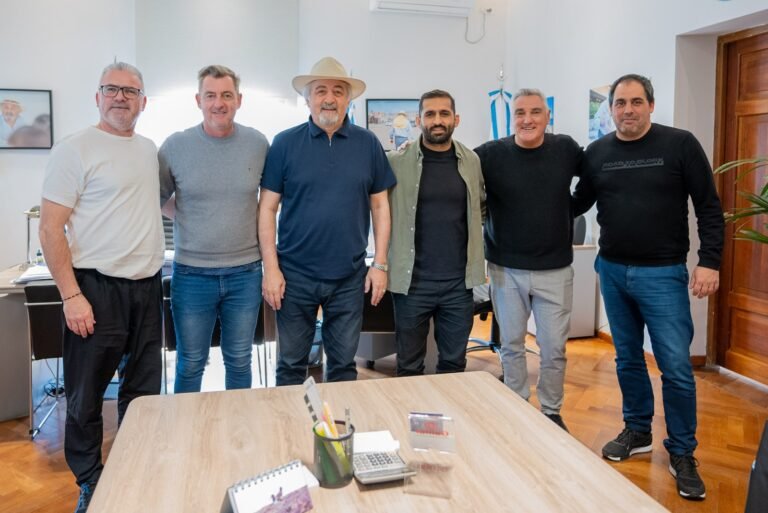 Othar recibió a reconocidos deportistas nacionales que estarán presente en la 5° Expo Deportes