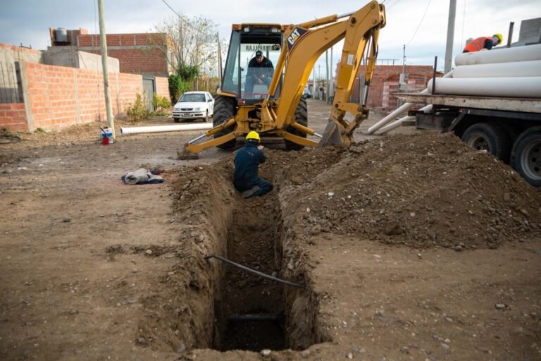 Corte de calzada por tareas de saneamiento