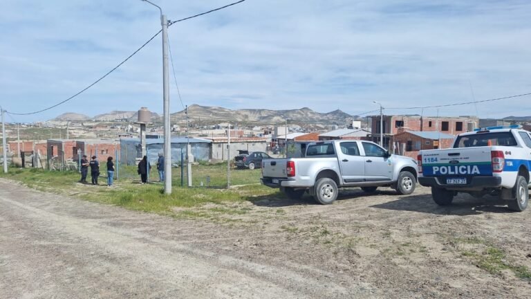 Desalojaron a familias que intentaron usurpar terrenos fiscales municipales