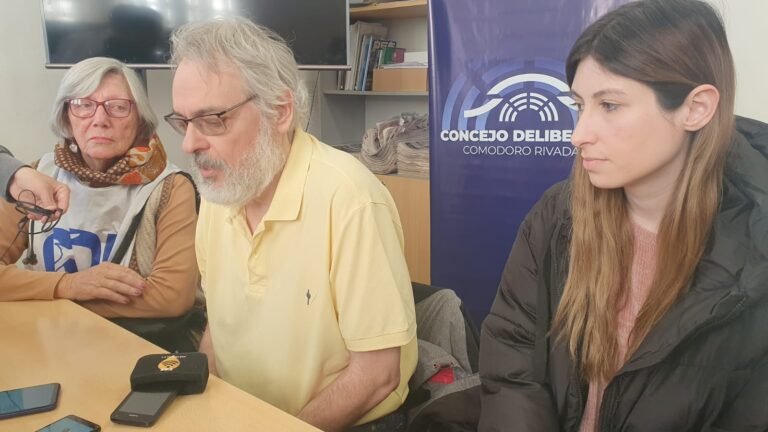 “El Gobierno Nacional está destruyendo el Estado a través de la educación y la salud”