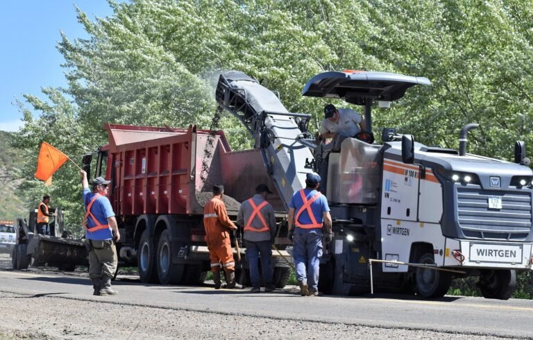 Continúan los trabajos de mejora de la calzada en el acceso norte a Comodoro Rivadavia 