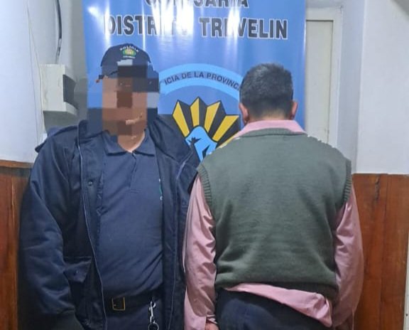 Estaba borracho, no quería pagar el viaje y agredió al taxista