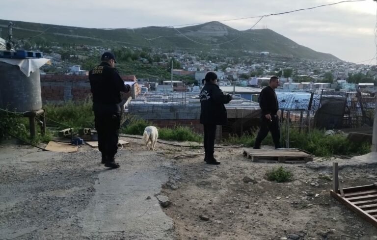 Mataron a un joven de 25 años el presunto autor informó del crimen a la Policía