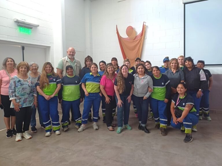 Urbana junto a APAEC contra el cáncer de mama