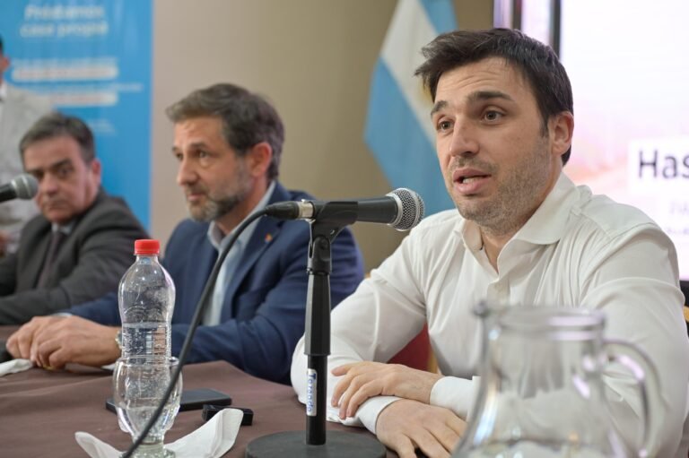 Torres anunció el lanzamiento de la línea de créditos hipotecarios “Casa Propia”