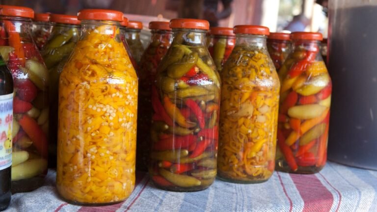 Ante la aparición de dos casos sospechosos, recuerdan las medidas prevención del botulismo alimentario