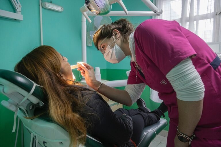 Jornada Integral de Salud Bucal en el CAPS René Favaloro de Km. 14