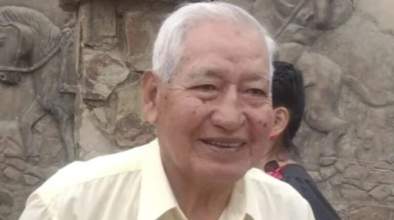 Dos adolescentes que hacían “wheelie” con la moto atropellaron y mataron a un jubilado