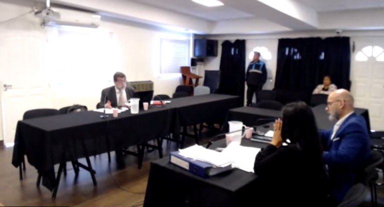 Piden cinco años de prisión para la ministra de Familia por la causa de Emergencia Climática